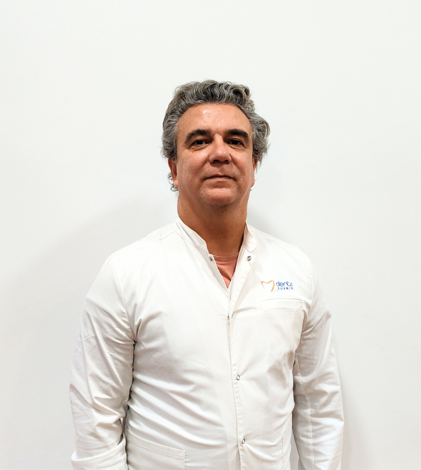 Dr. Chema Ausin